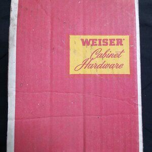 Vintage 70s MCM Weiser Cabinet Hardware Miscellaneous Drawer Pulls (72)